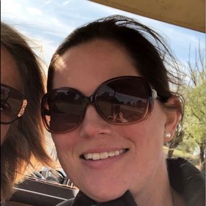 Meet your Posher, Kay